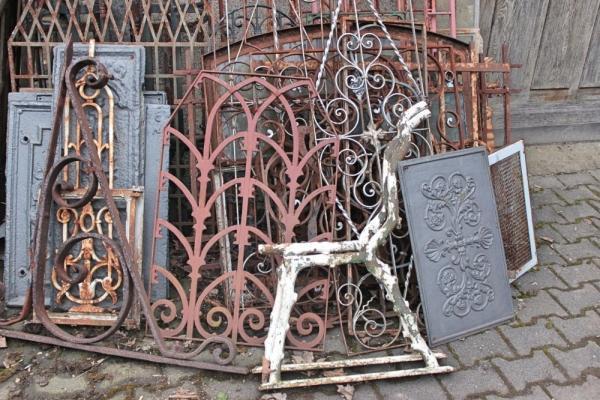 Historisches Baumaterial